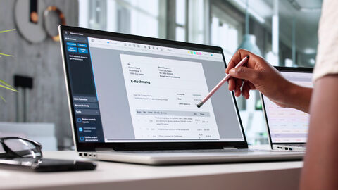Symbolfoto von einer E-Rechnung auf einem Computerbildschirm.
